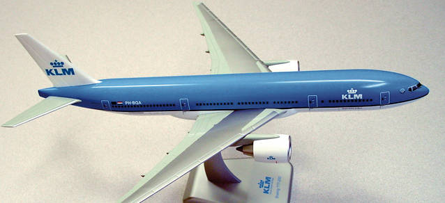 KLM Boeing 777-200 (new colors)