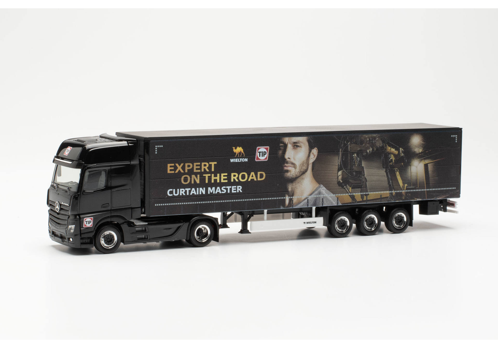 Mercedes-Benz Actros Gigaspace curtain canvas semitrailer 