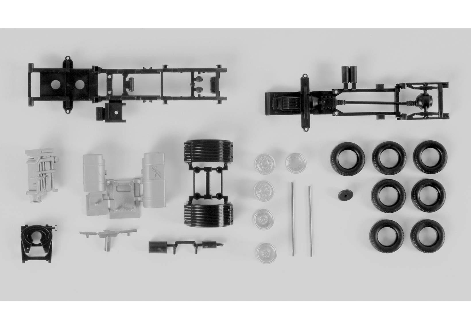 chassis for tractor Volvo (medi) 2-axle Content: 2 pcs.