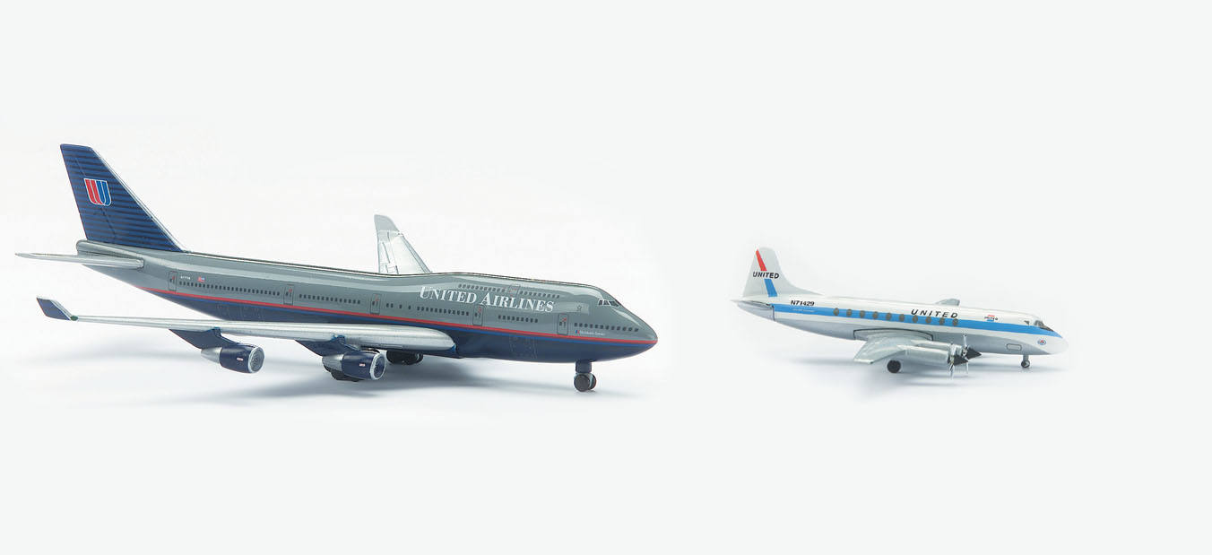 United Airlines Set Boeing 747-400, Viscount 745 "Past and Present"