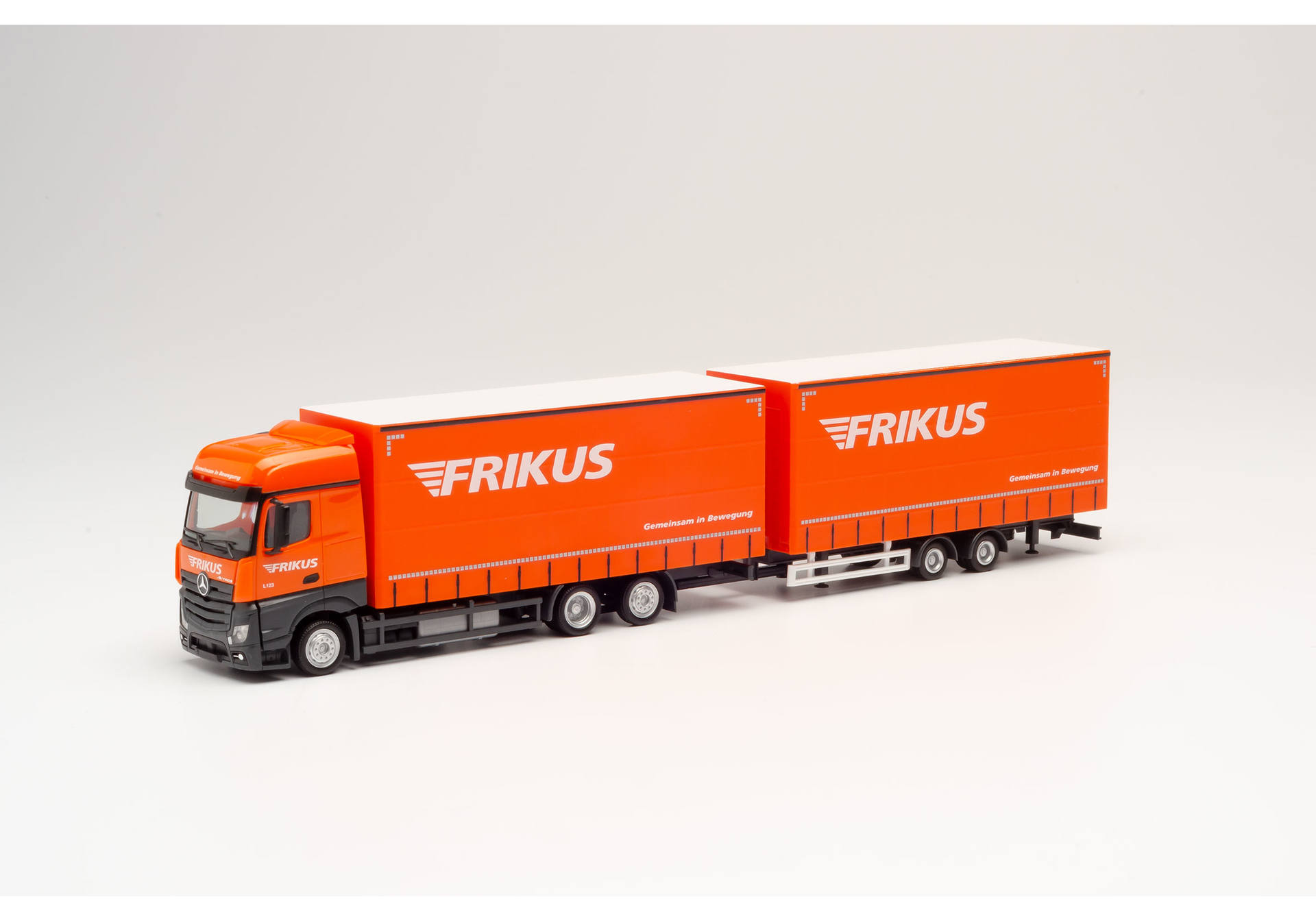 Mercedes-Benz Actros Bigspace Volumen-Hängerzug "Frikus" (A)