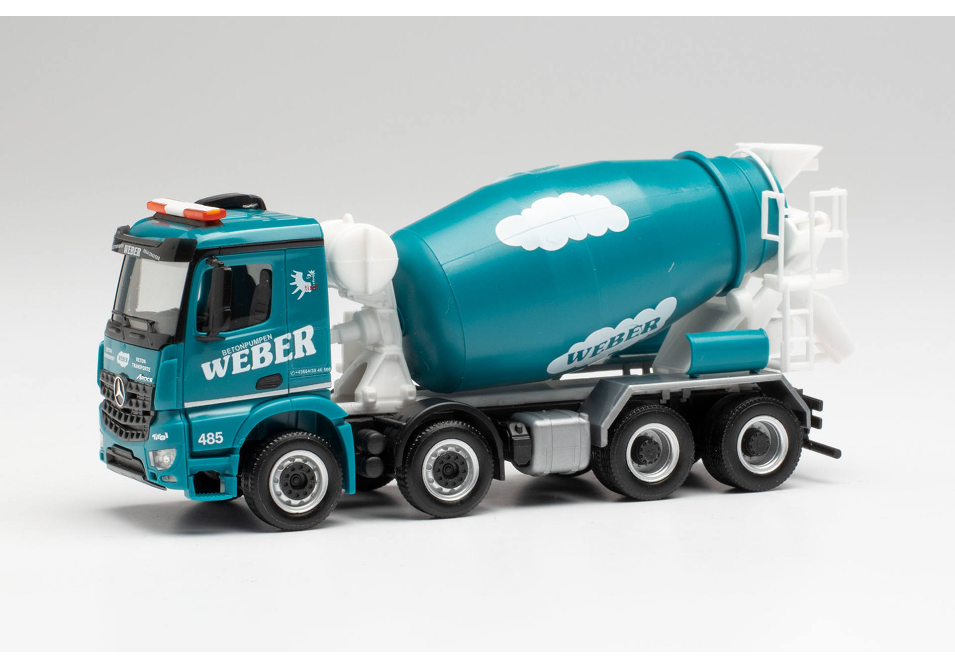 Mercedes-Benz Arocs M concret mixer „Betonpumpen Weber“