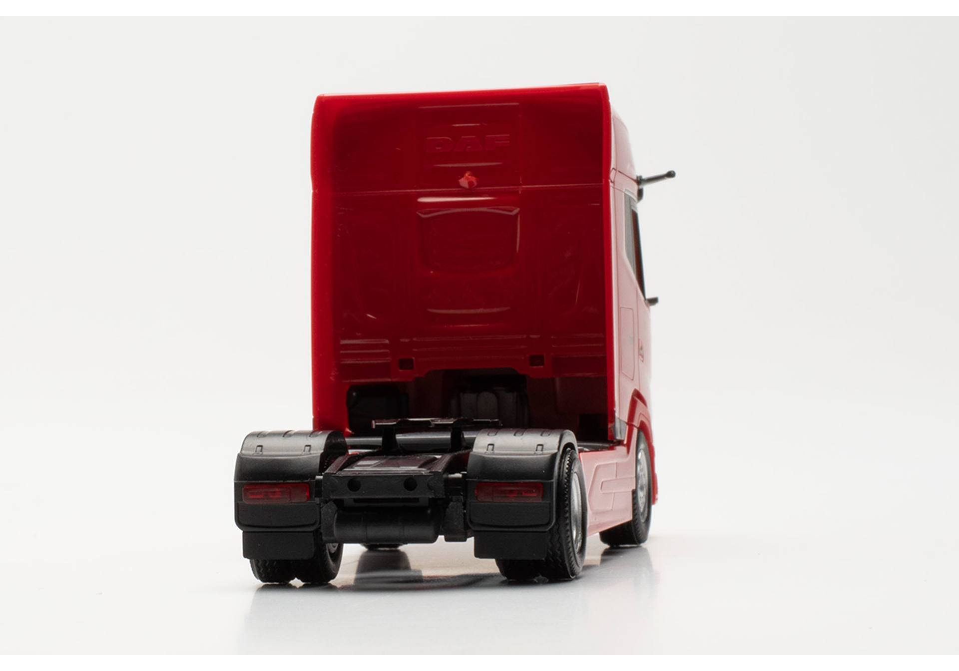 DAF XG+ Zugmaschine, rot