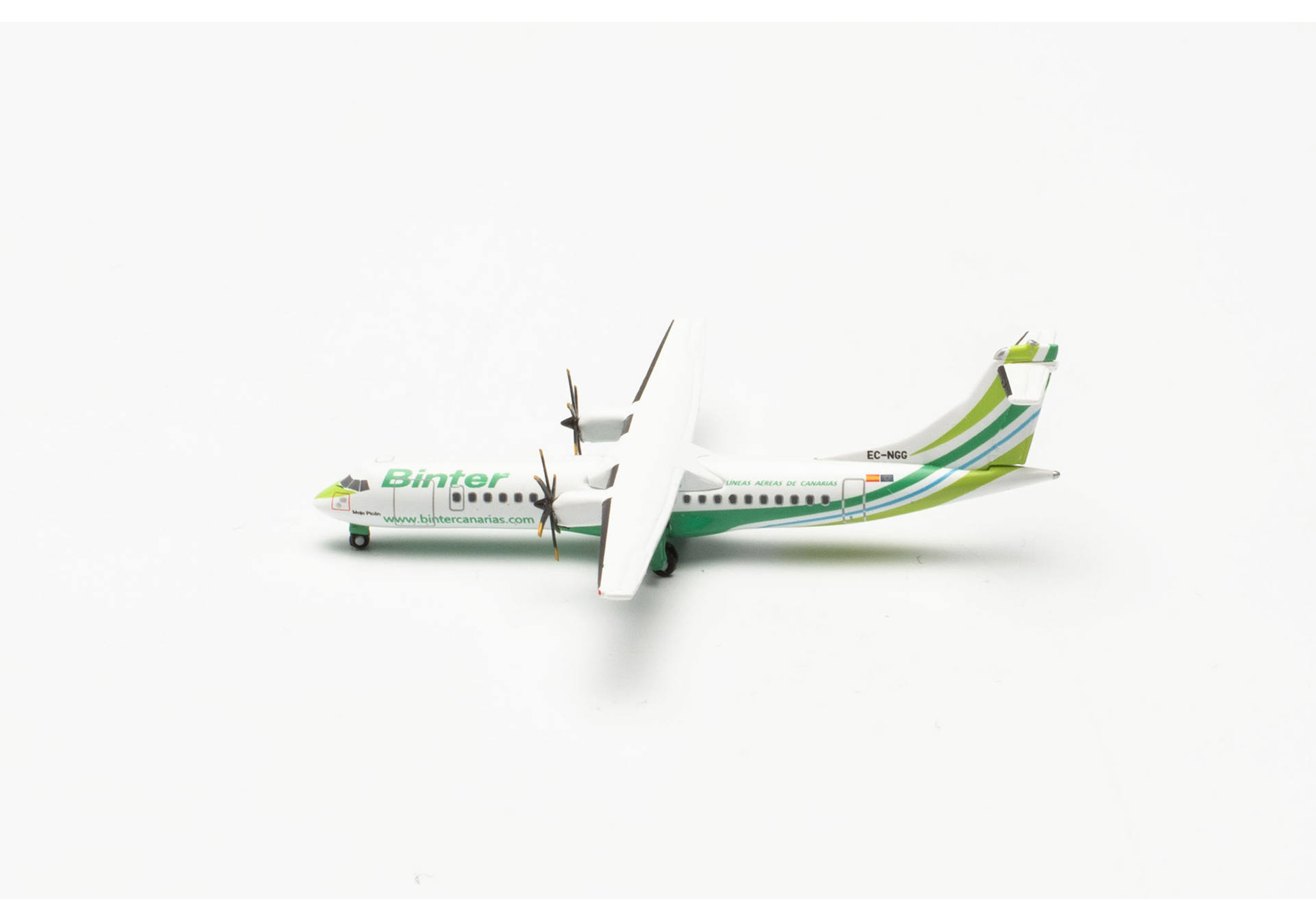 Binter Canarias ATR-72-600 - EC-NGG "Mojo Picón"