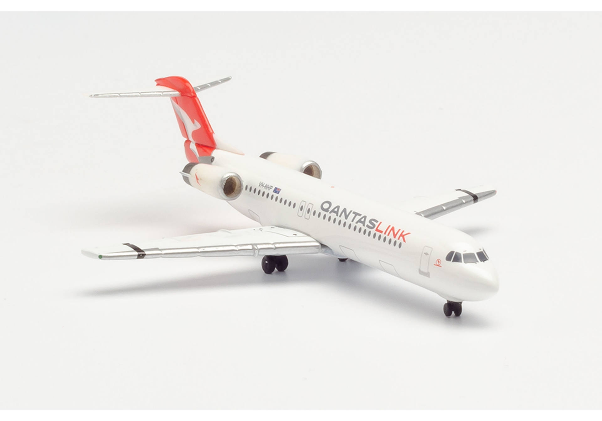 QantasLink Fokker 100 – VH-NHP „Paraburdoo“