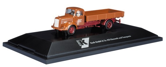 Mercedes-Benz 319 Pritschen truck