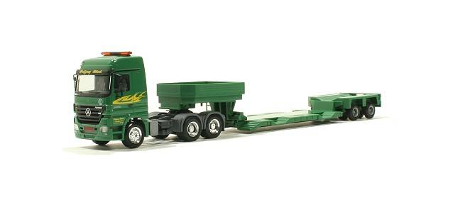 Mercedes-Benz Actros LH Tieflade-Sattelzug "Häberle"