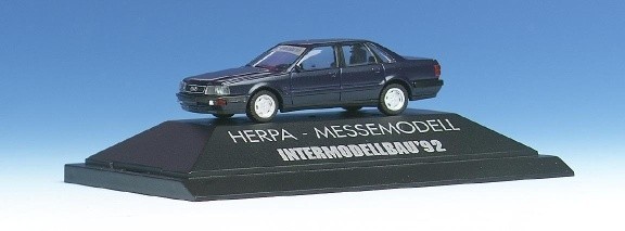 Audi V8 Evo exhibition model