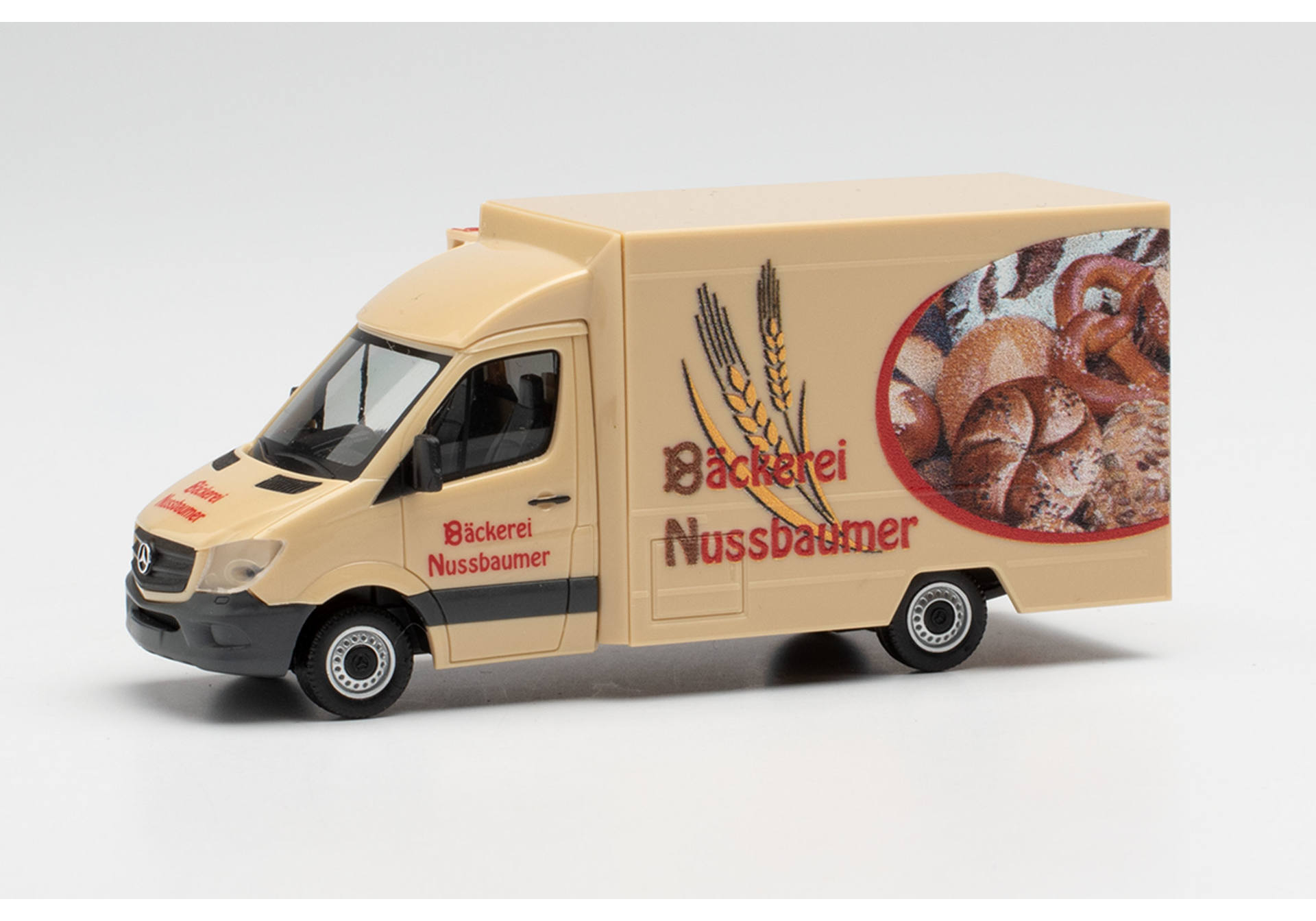 Mercedes-Benz Sprinter `13 Foodtruck „Bäckerei Nussbaumer“