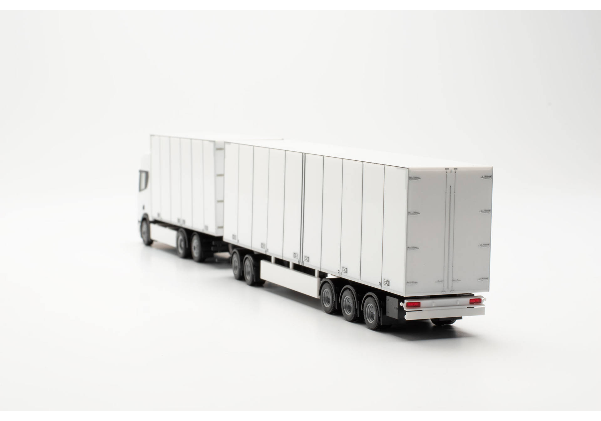 Scania CR 20 high roof Swedish combo, white