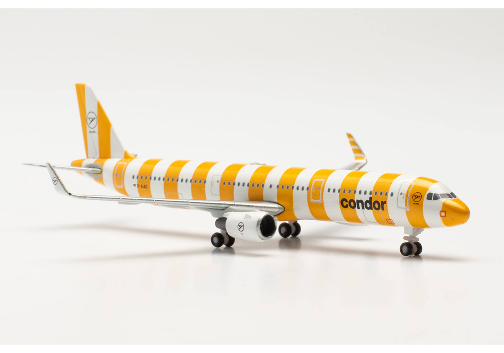 Condor Airbus A321 “Sunshine” – D-AIAD