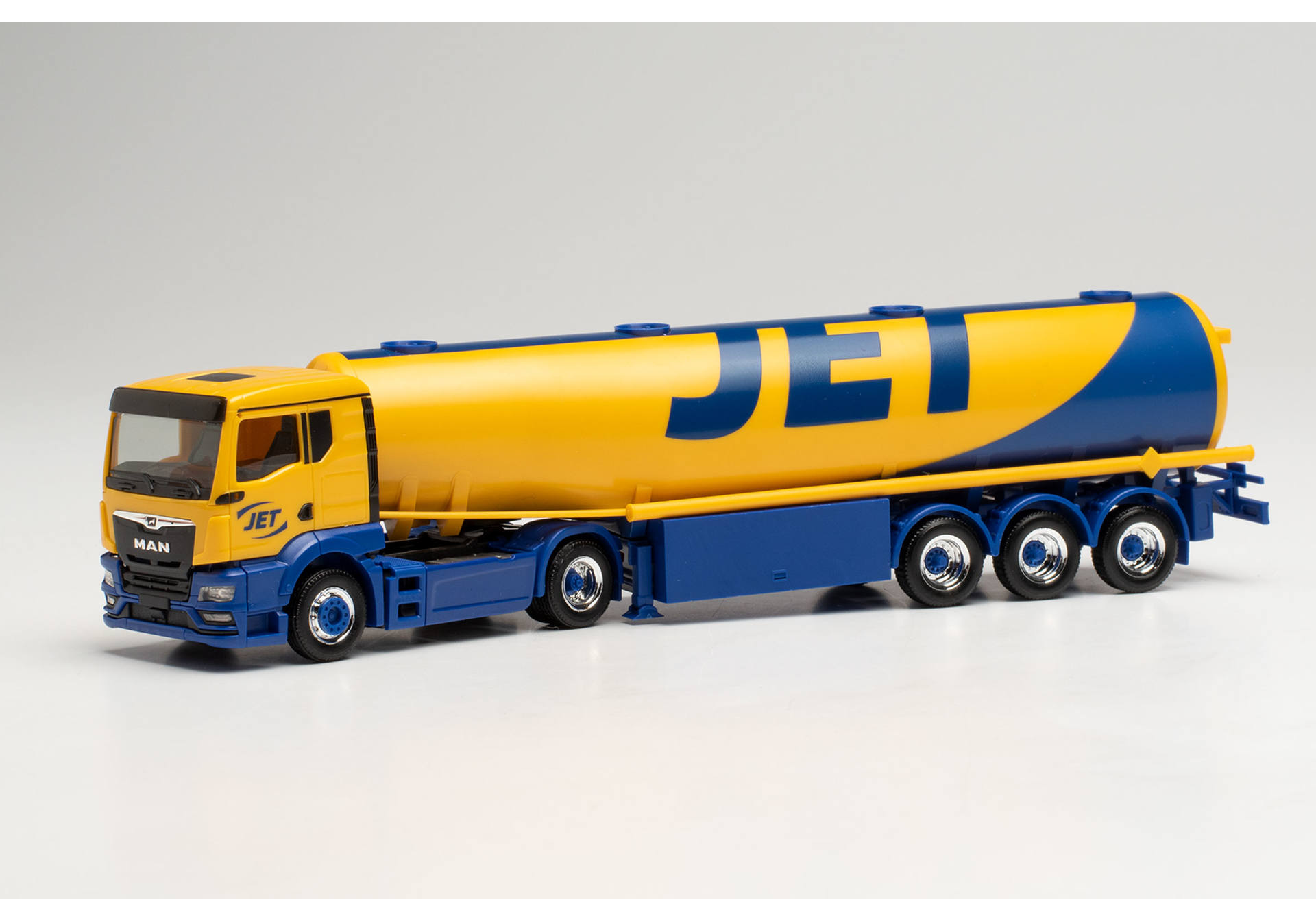 MAN TGS TN Benzintank-Sattelzug „Jet“