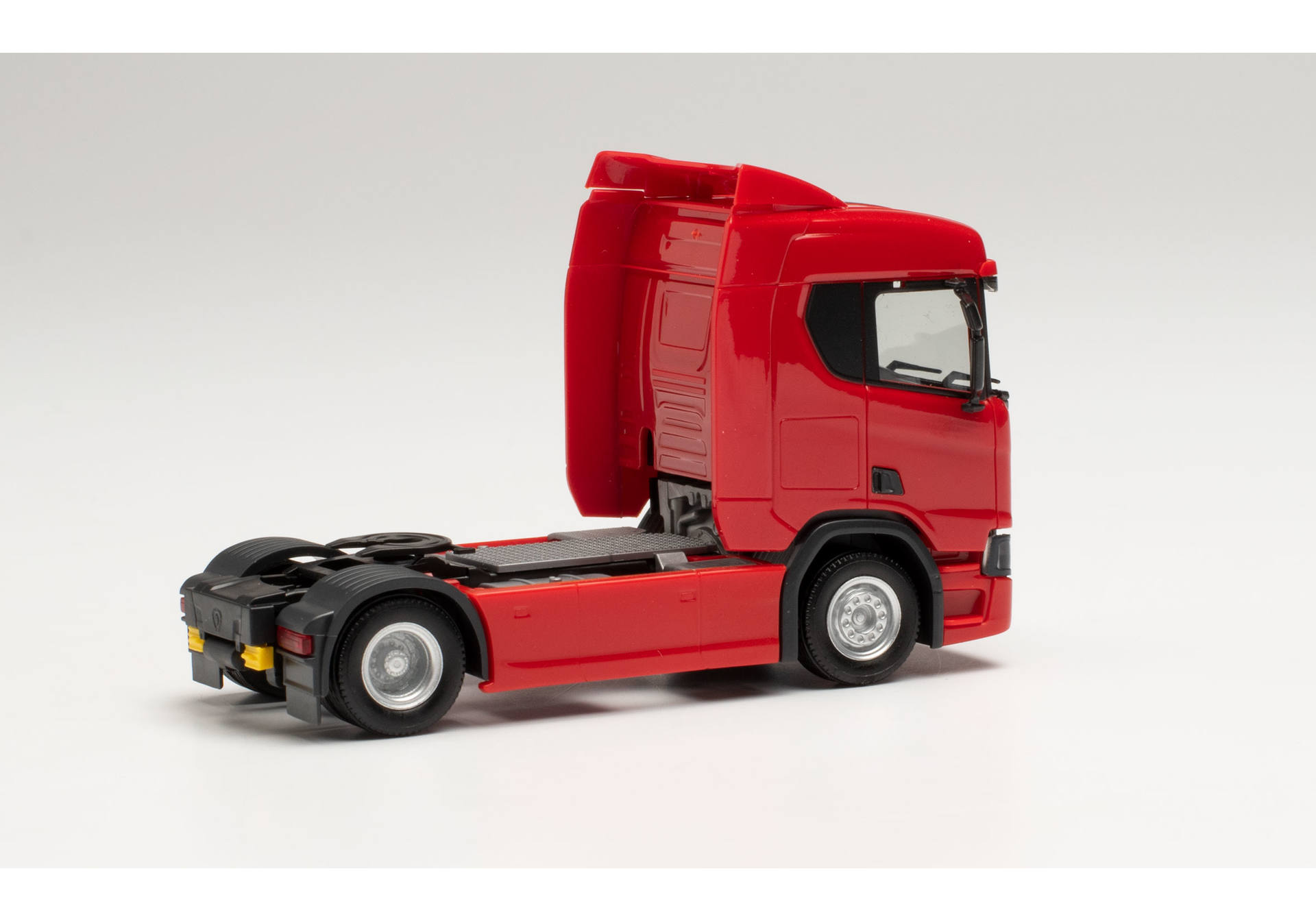 Scania CR ND tractor, red