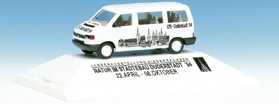 VW T4 bus with tailgate base pressure