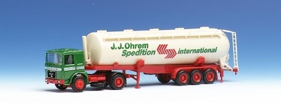 Man F8 2A/3A chassis red long -distance traffic