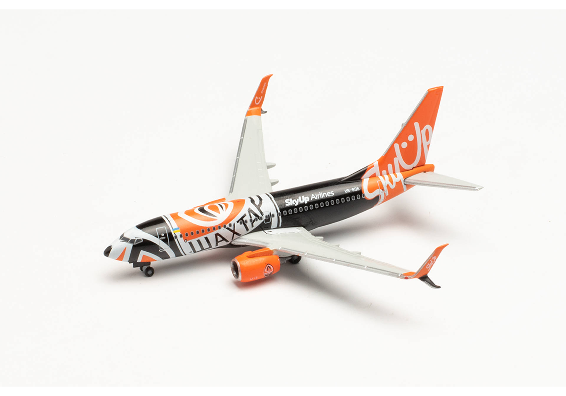SkyUp Airlines Boeing 737-700 “Shaktar Donetsk“ – UR-SQE