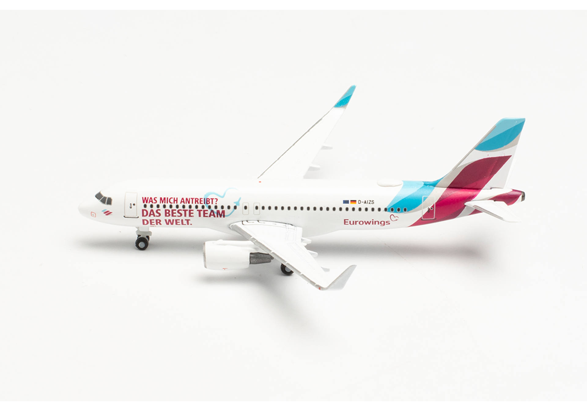 Eurowings Airbus A320 “Team” – D-AIZS