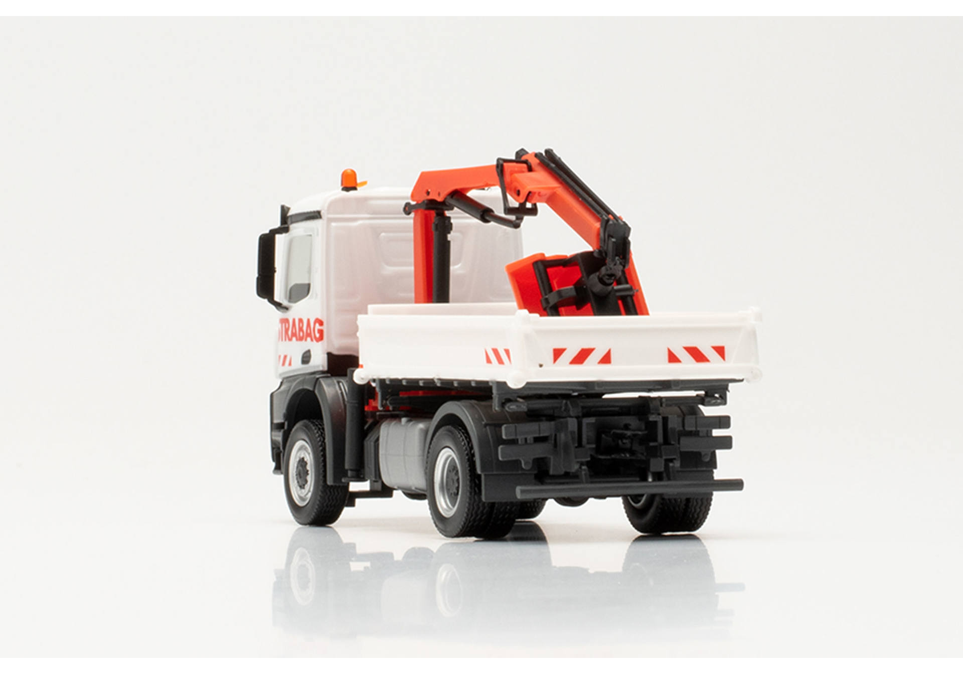 Mercedes-Benz Arocs S three-way tipper with crane STRABAG