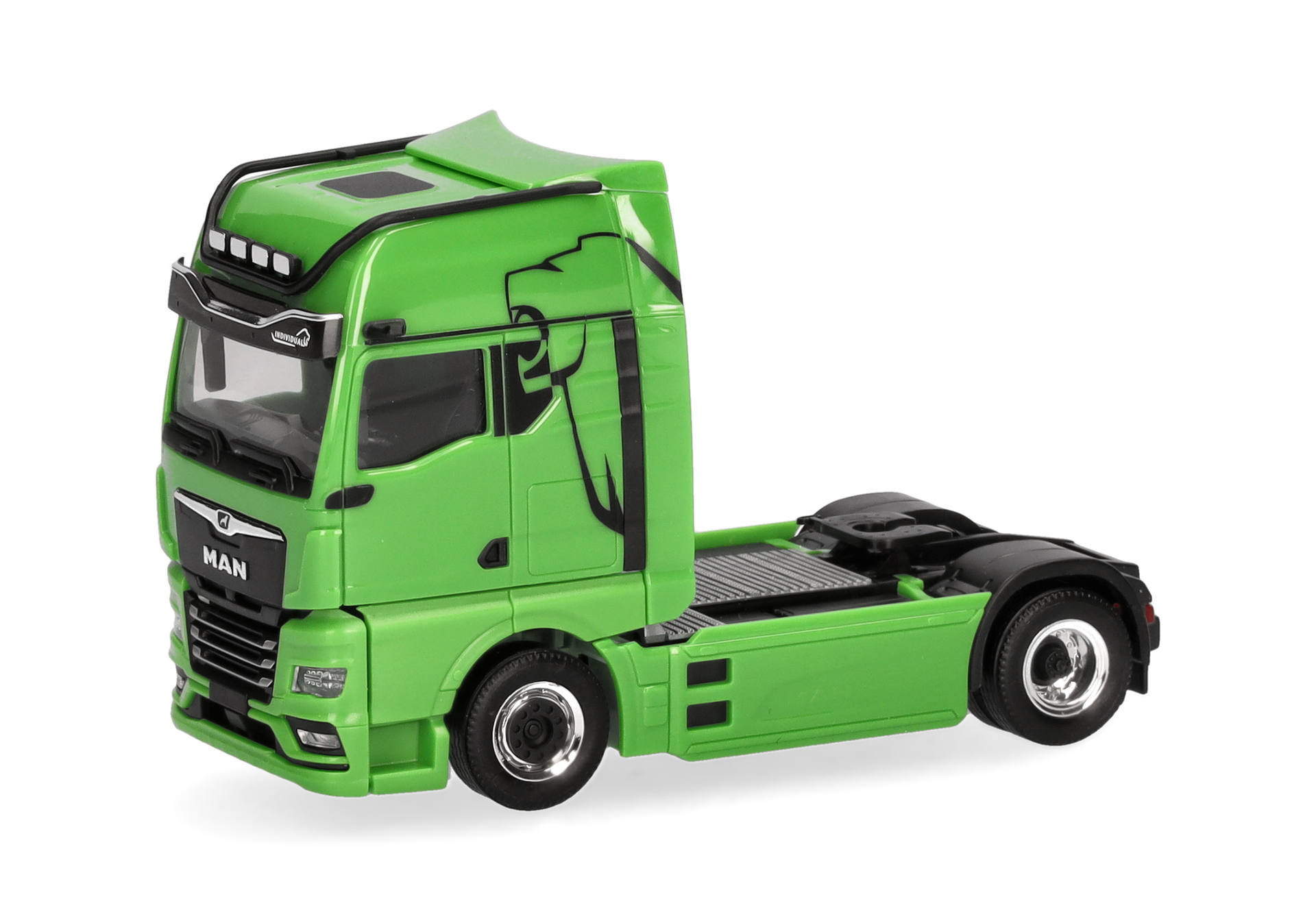 MAN TGX GX rigid tractor, green