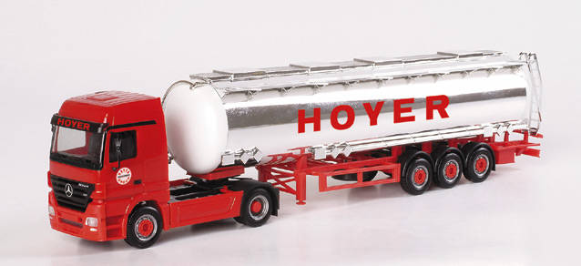 Mercedes-Benz Actros LH '02 jumbo tank semitrailer "Hoyer-Group"