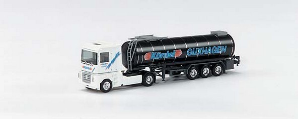 Renault Magnum bitumen tank saddle train