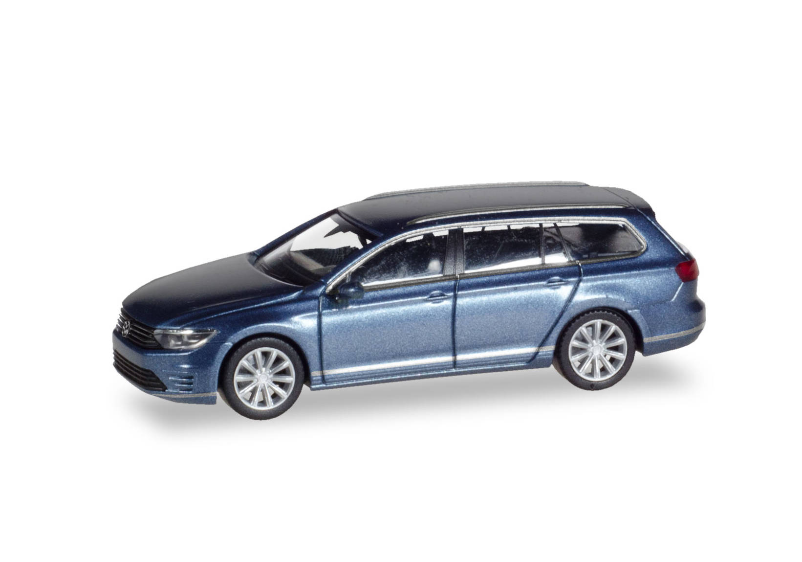 VW Passat Variant GTE E-Hybrid, havardblue metallic