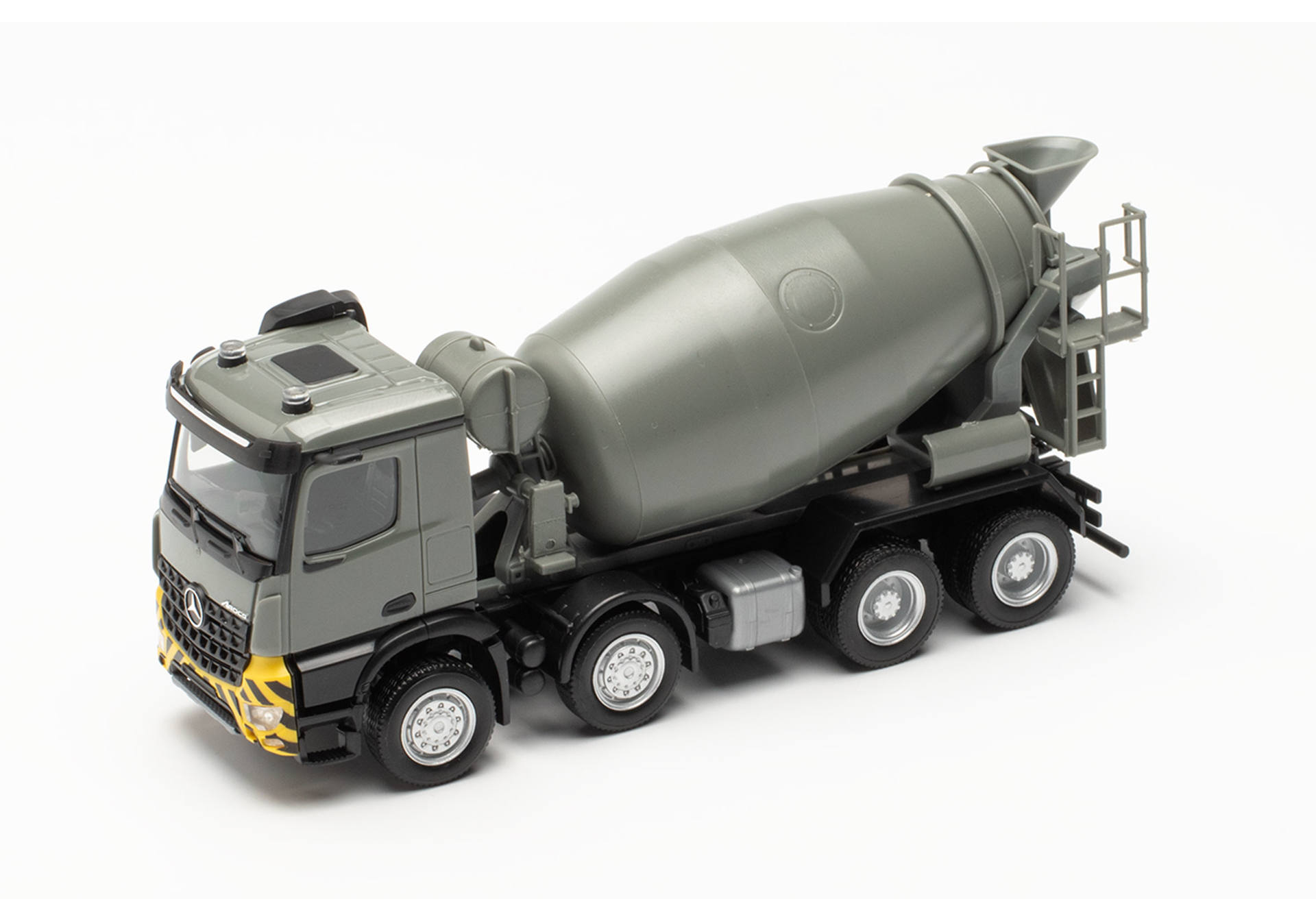 Mercedes-Benz Arocs M concrete mixer truck