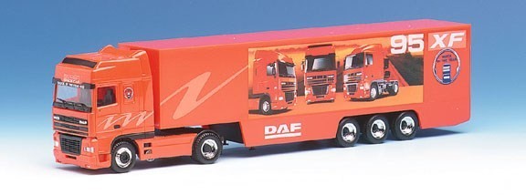 DAF 95 XF Koffer-Sattelzug 2a/3a