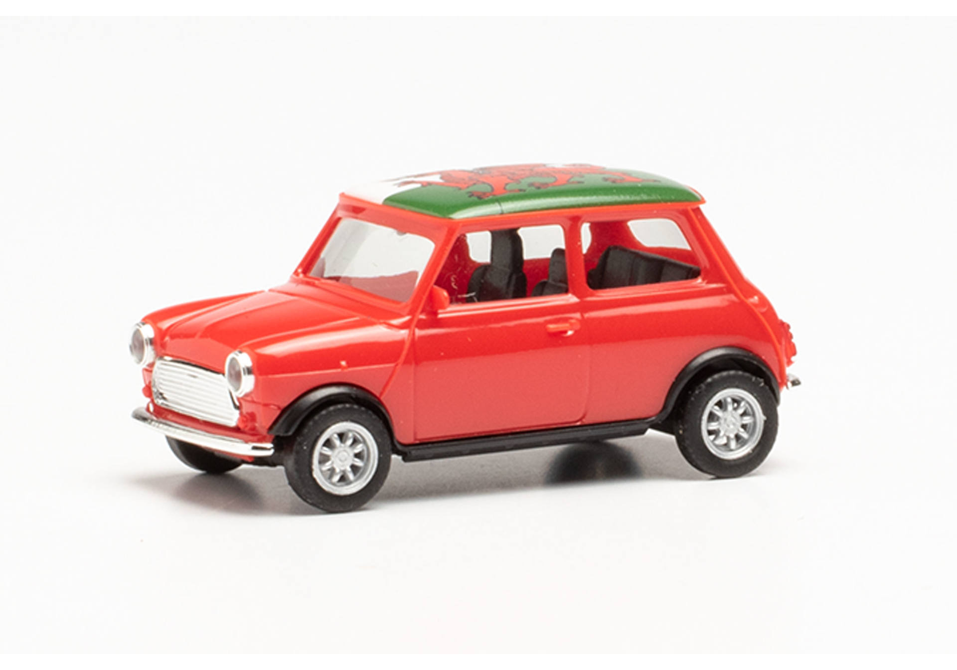 Mini Cooper EM 2021, Wales