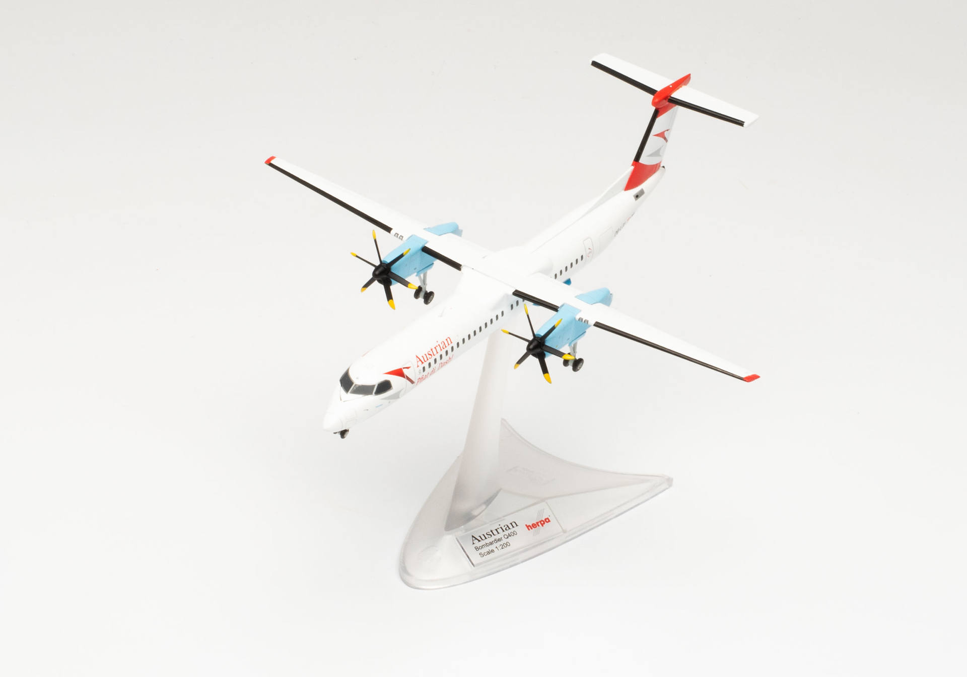 Austrian Airlines Bombardier Q400 “Pfiat Di, Dash!” – OE-LGI “Eisenstadt”