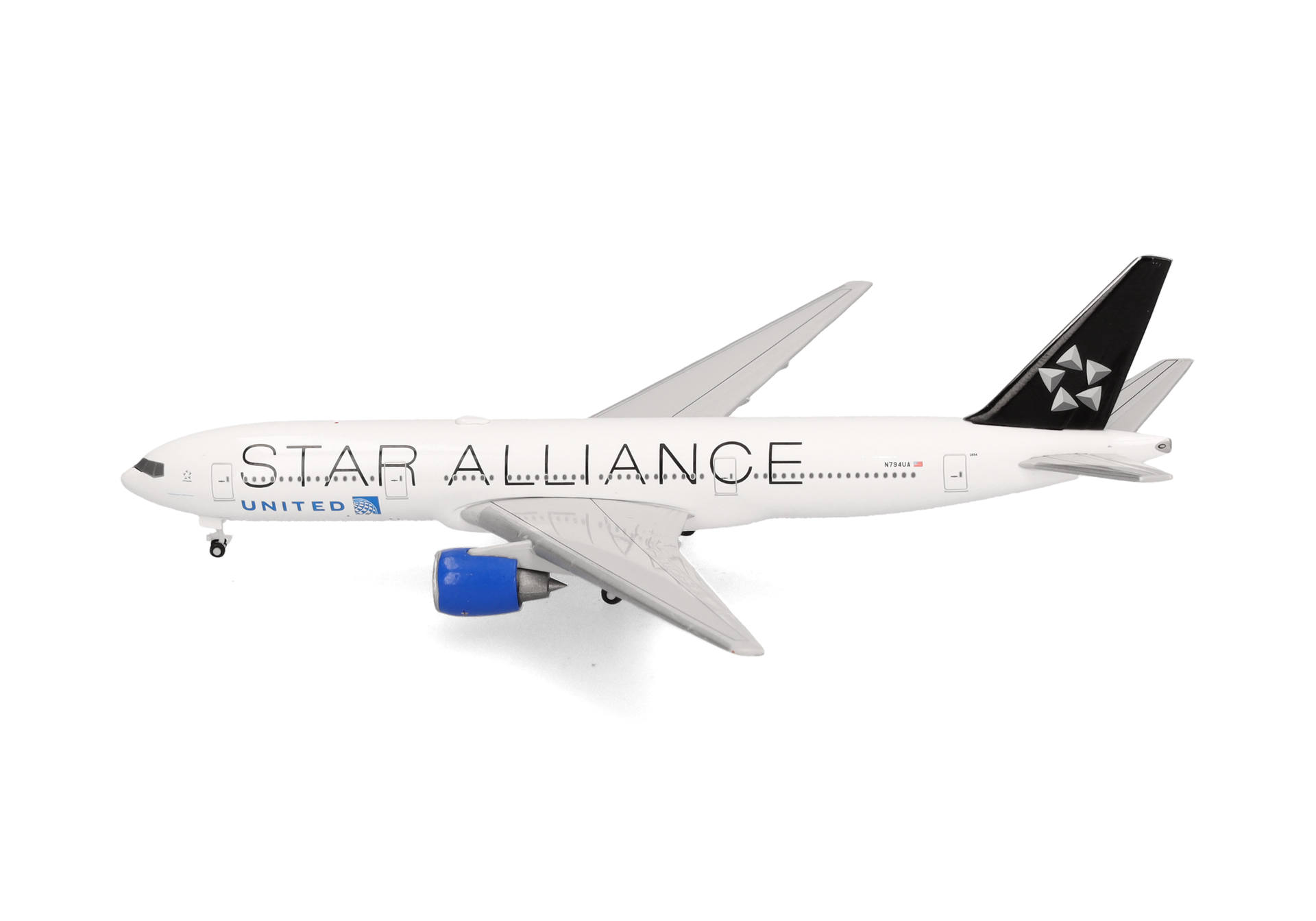 538589 United Airlines Boeing 777-200