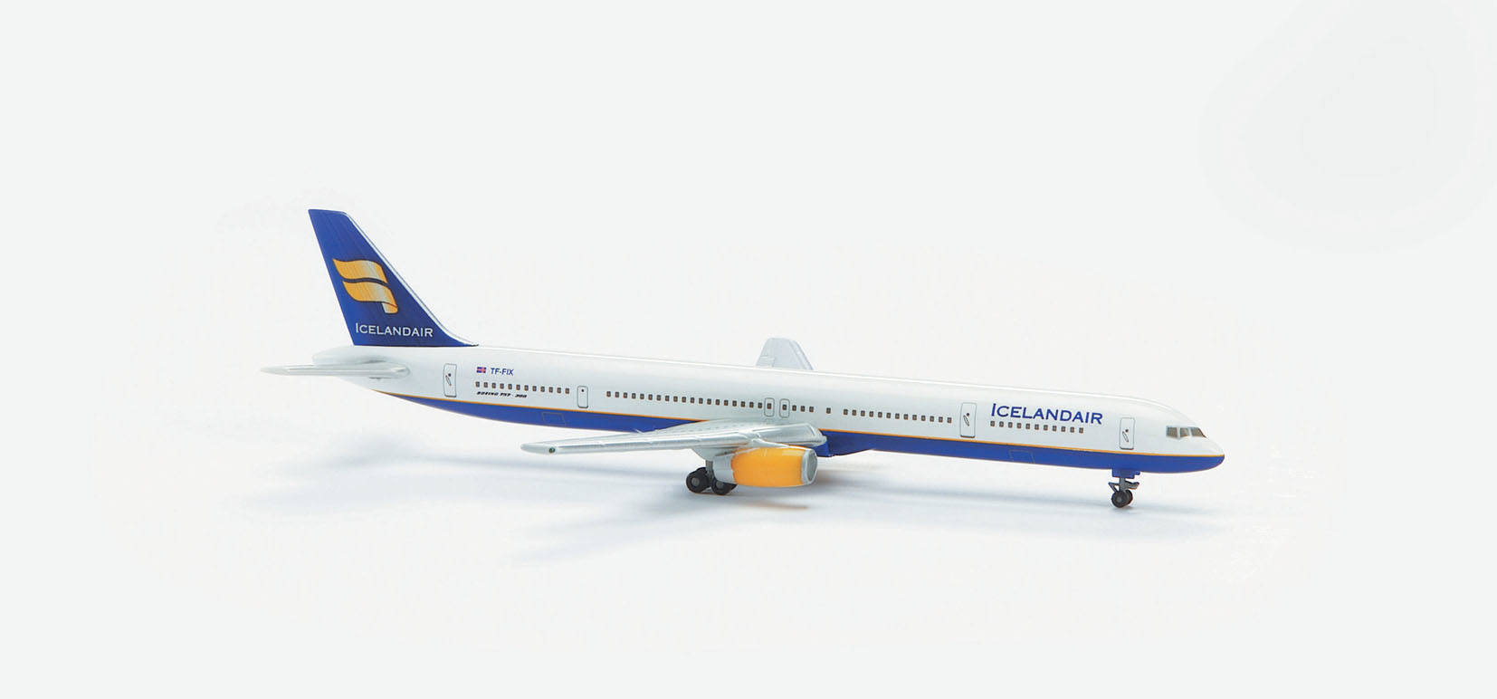 Icelandair Boeing 757-300