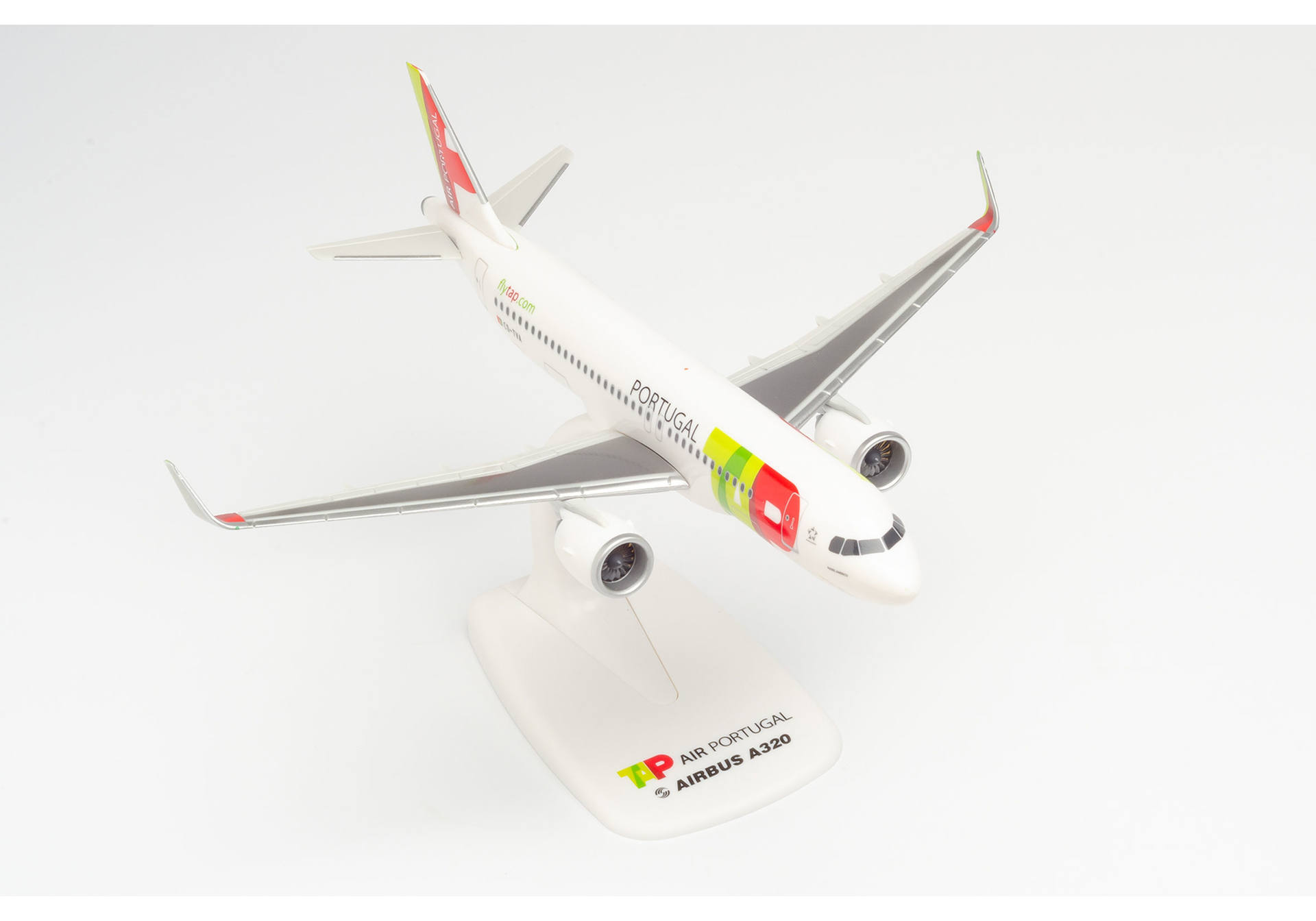 TAP Air Portugal Airbus A320neo "Padre Américo"