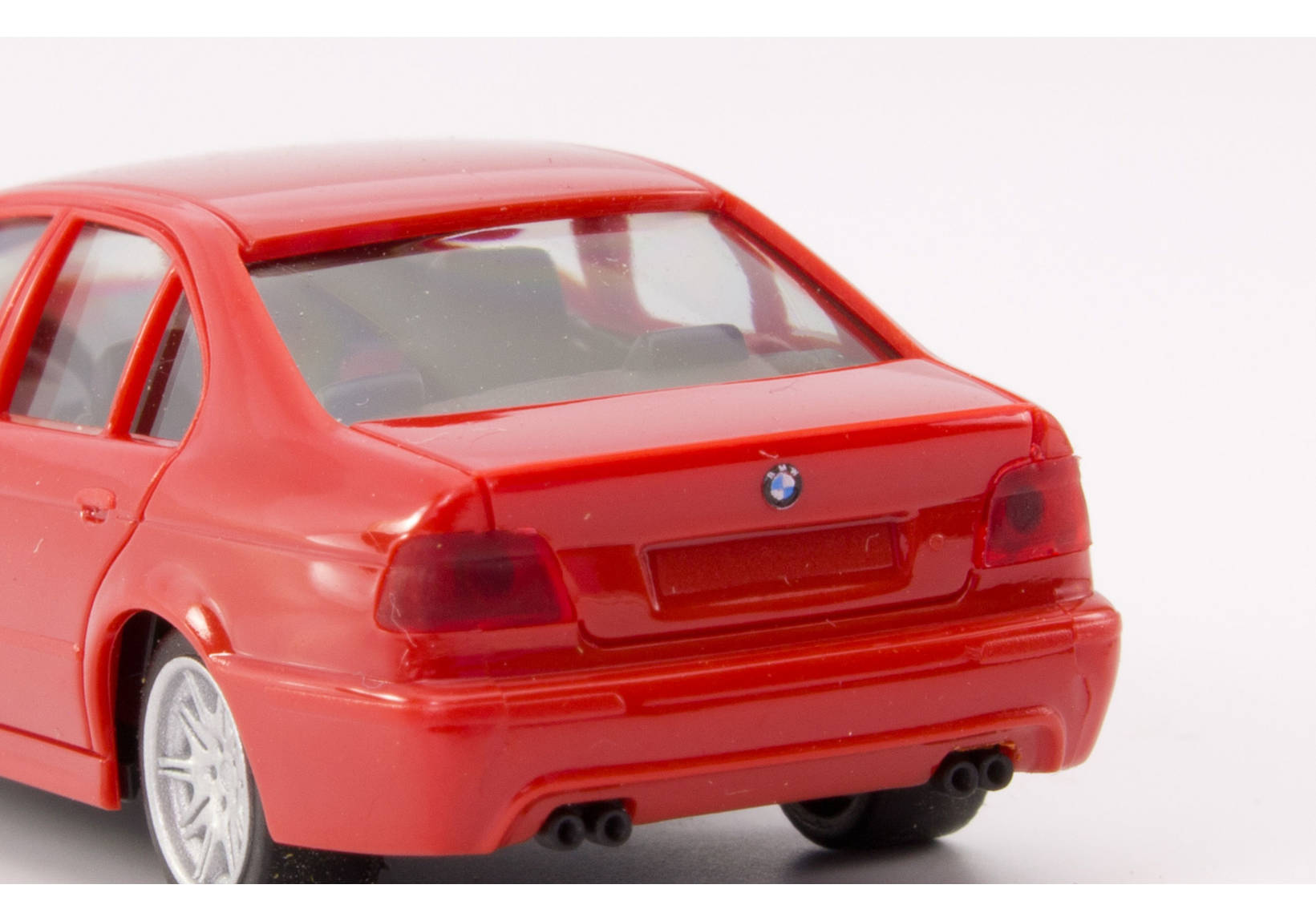 BMW M5, rot