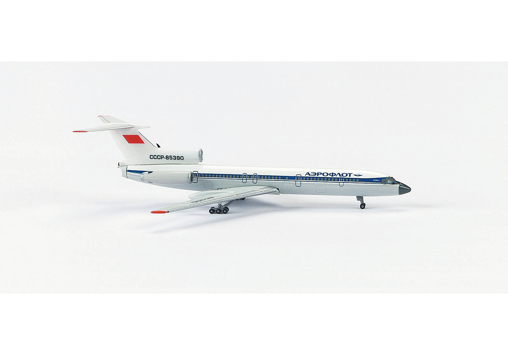 人気商品販売価格 herpa Aeroflot Tupolev Tu-154B 1:200 