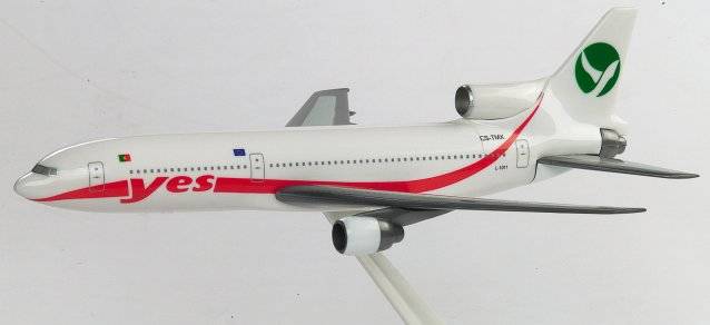YES Lockheed L-1011-500. This item comes / came in Wooster branded packaging.