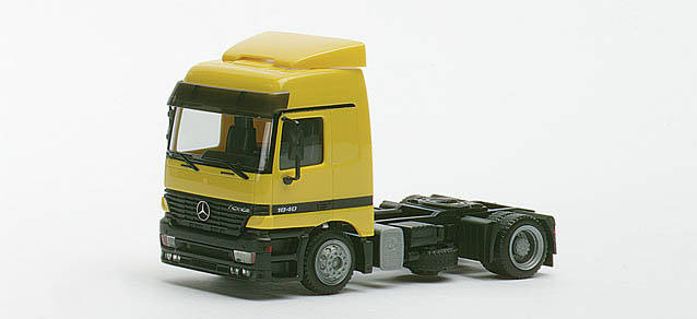 Mercedes-Benz Actros L Lowliner rigid tractor, 2a