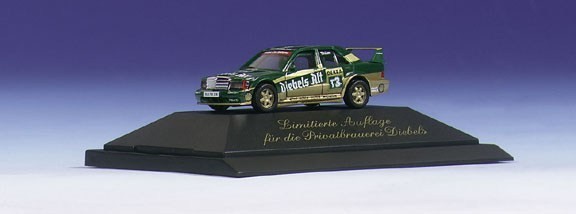 Mercedes-Benz AMG 190 e step back