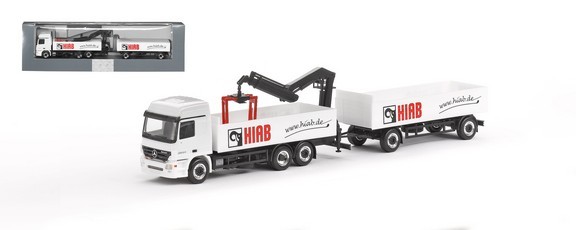 Mercedes-Benz Actros L '02 building material hanger train with loading crane and pallet gripper special box