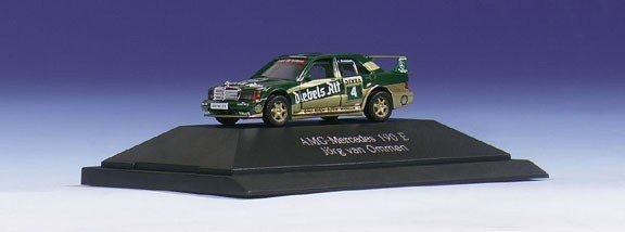 Mercedes-Benz AMG 190 e step back