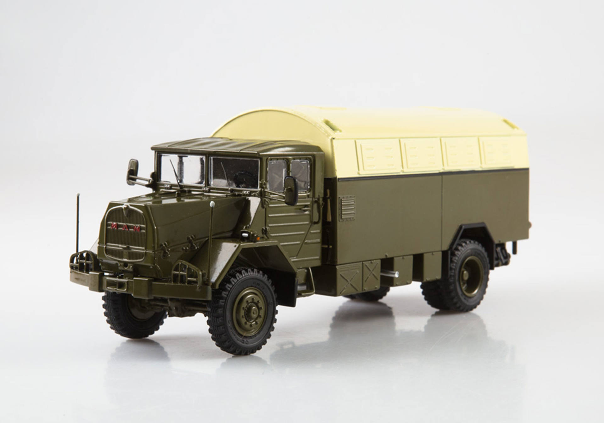 MAN 630 Sanitätskoffer „Militär“