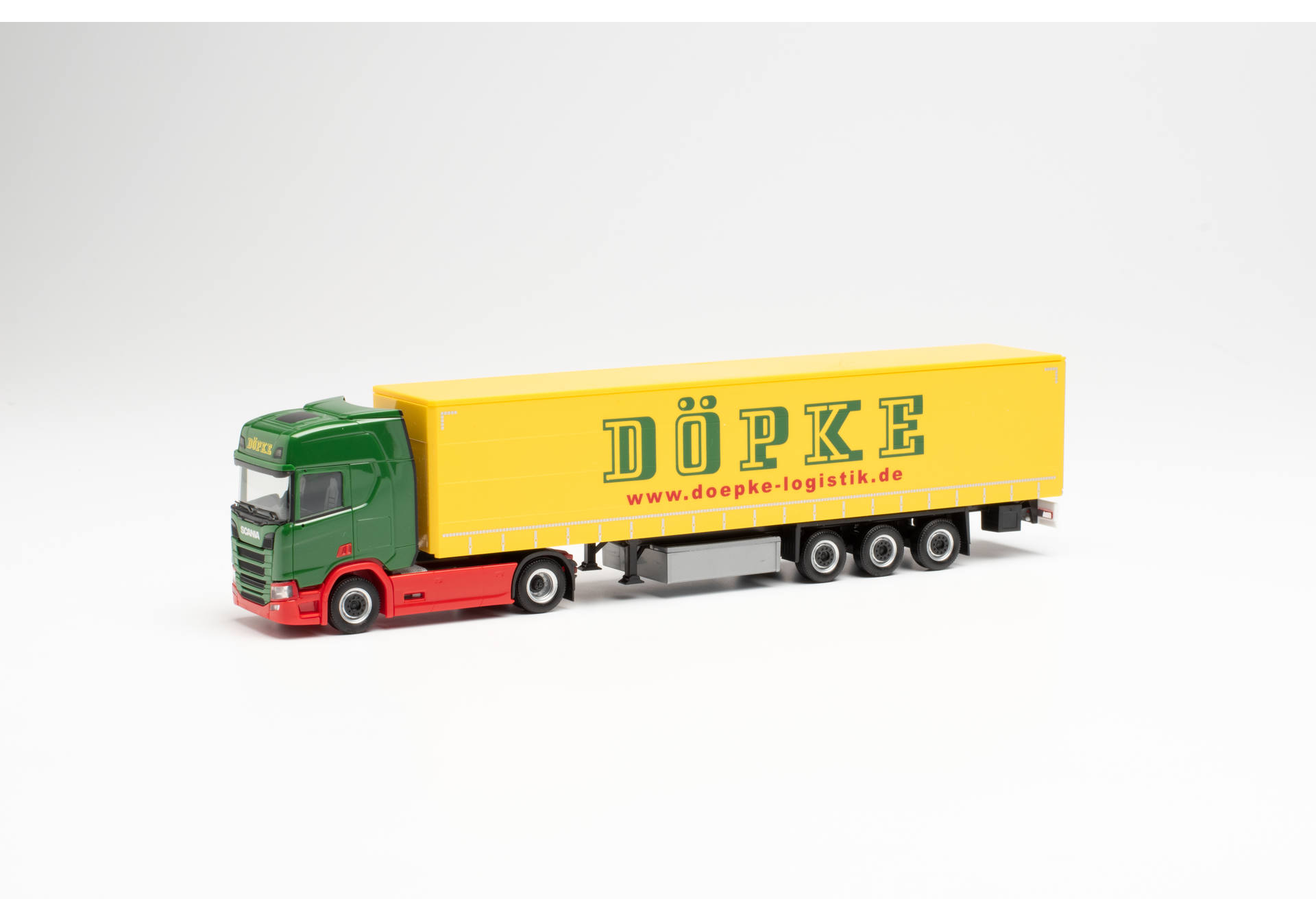 Scania CR 20 HD curtain canvas semitrailer truck "Döpke"