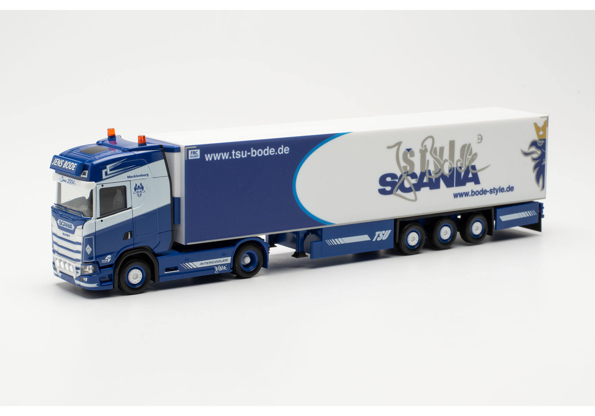 Scania CS 20 high roof refrigerated box semitrailer “TSU Bode”