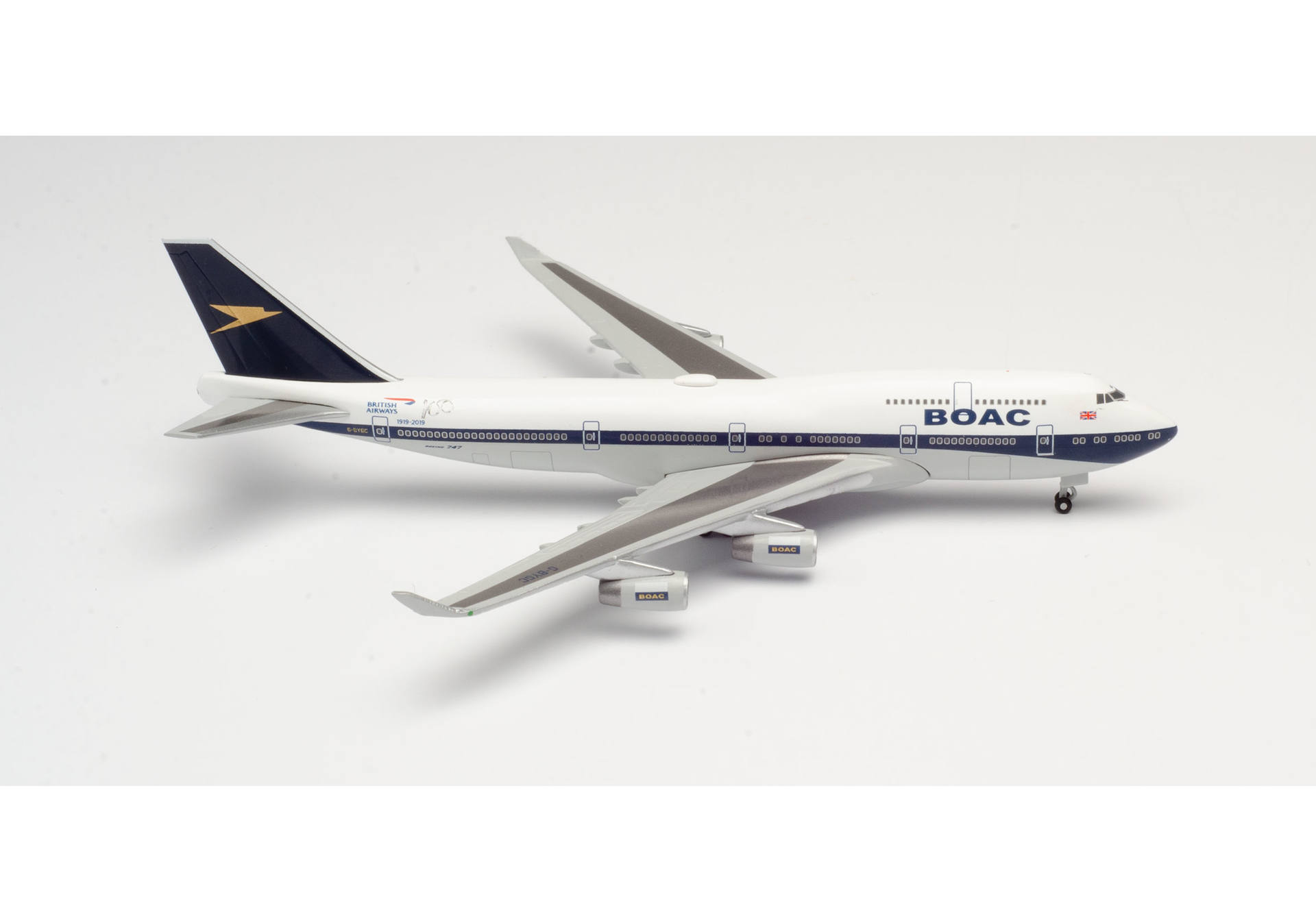 British Airways Boeing 747-400 - 100th anniversary BOAC Heritage Design