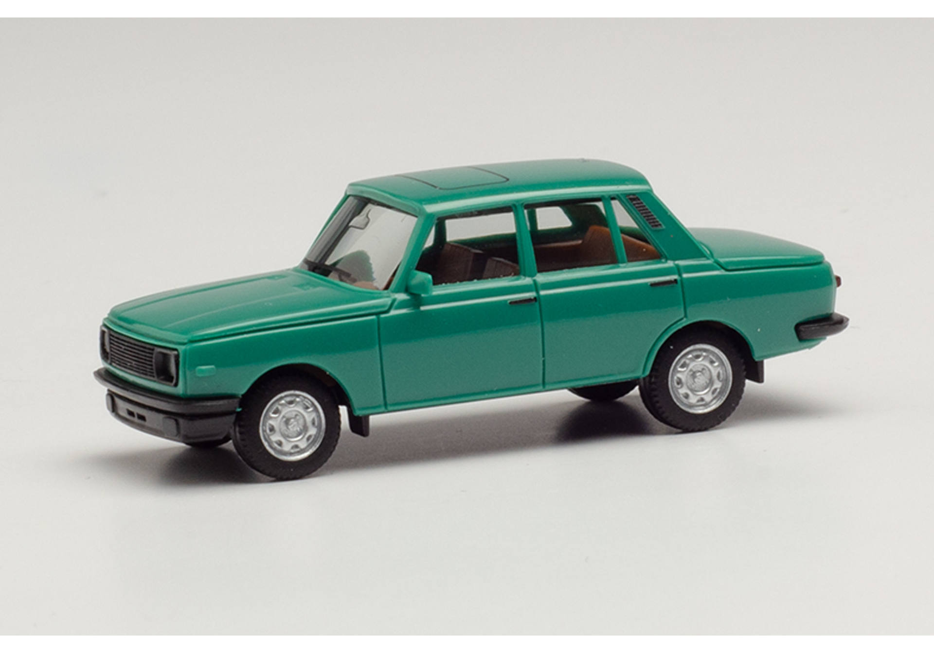 Wartburg 353 '84 patina green
