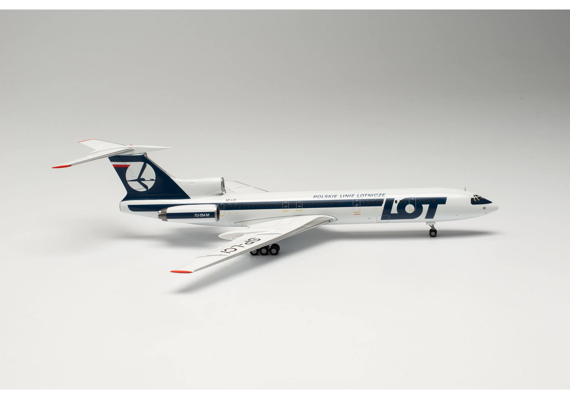 LOT Polish Airlines Tupolev TU-154M - SP-LCI