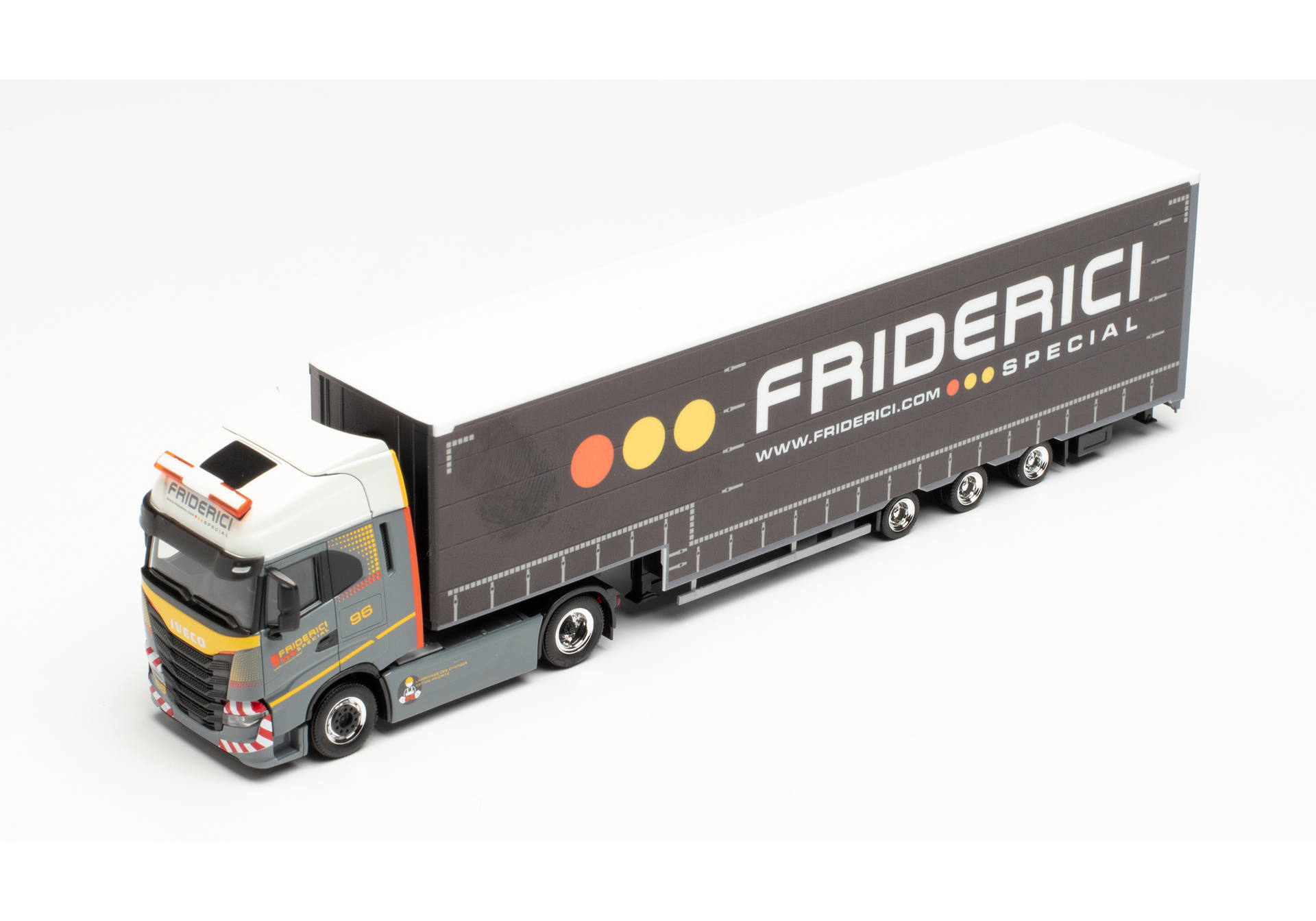 Iveco S-Way Volumen-Sattelzug „Friderici“