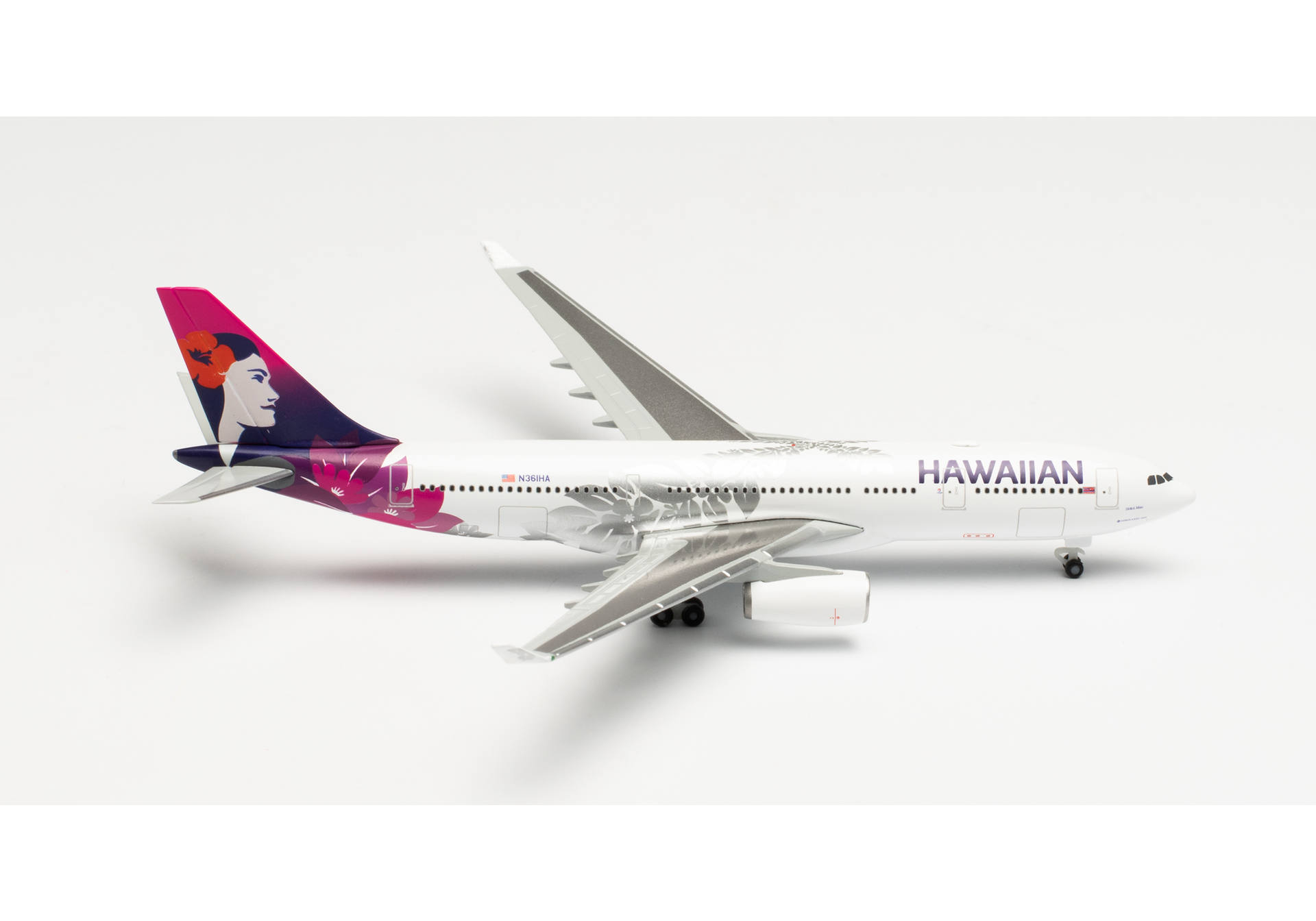 Hawaiian Airlines Airbus A330-200 – N361HA “Hoku Mau”