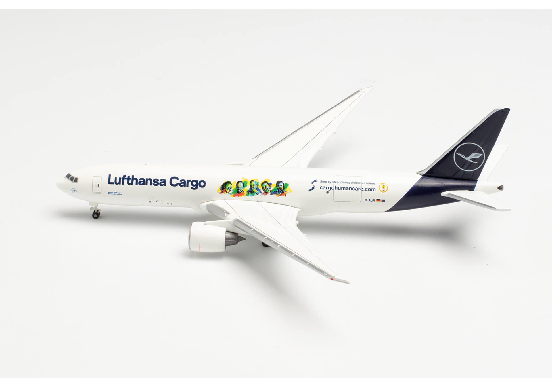 Lufthansa Cargo Boeing 777F “Cargo Human Care“ – D-ALFI “Buenos Días México”