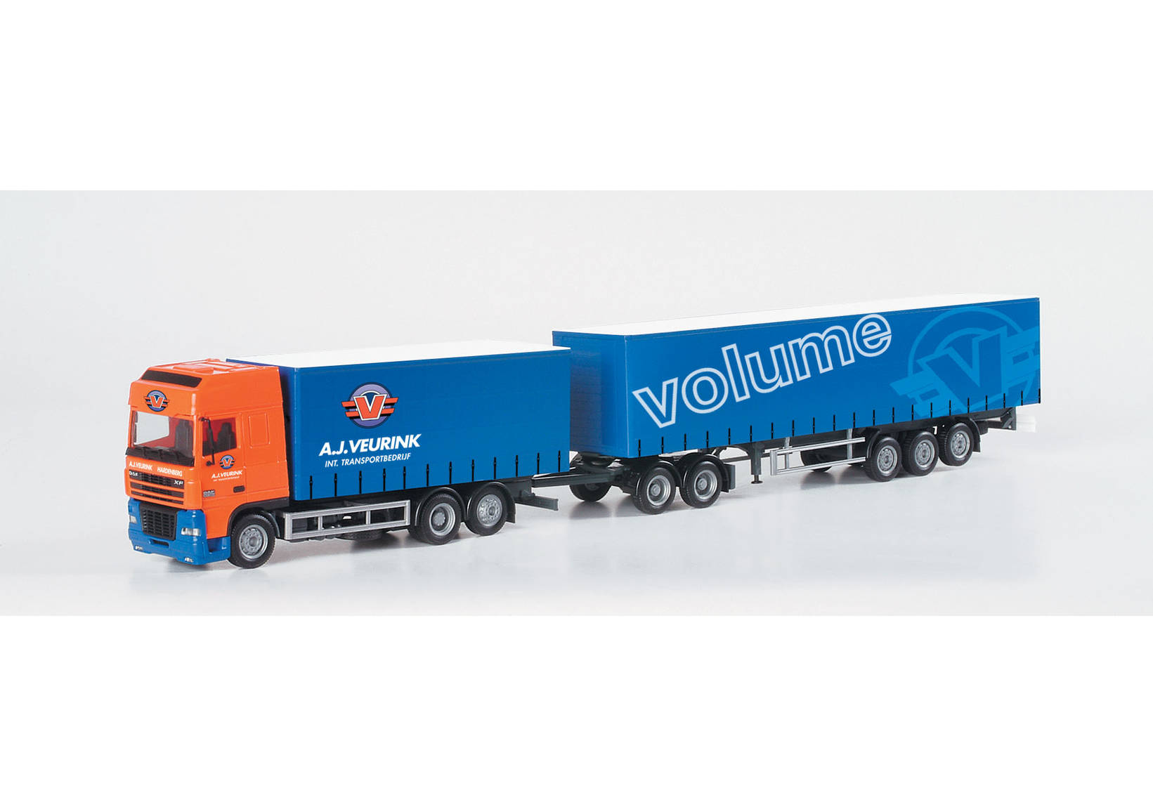 DAF XF SSC curtain canvas trailer "A.J. Veurink" (B)